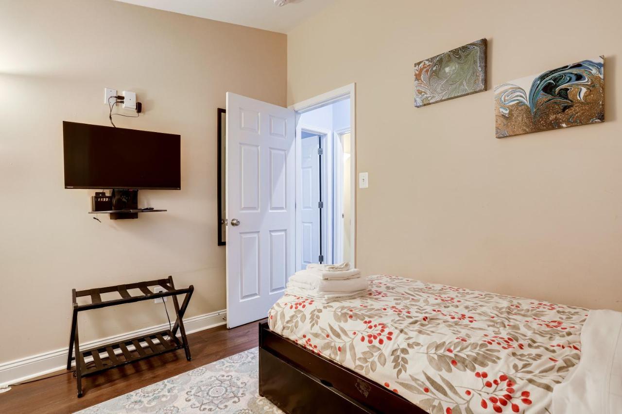 Escape To Our Cozy 3 Bed Rm 2 Bath Unit In Alexandria Va Villa Dış mekan fotoğraf
